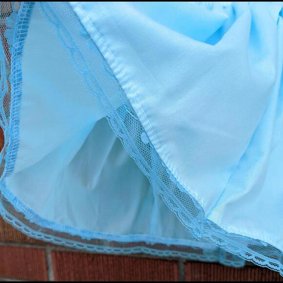 6-12 Months Vintage Baby Girl Smocked Blue  Dress, Bunny Buttons, 1980-90s - Picture 7 of 7